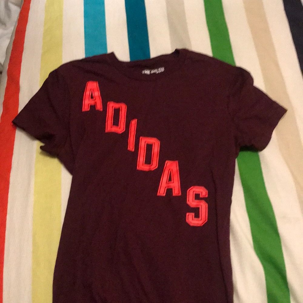 Adidas t shirt